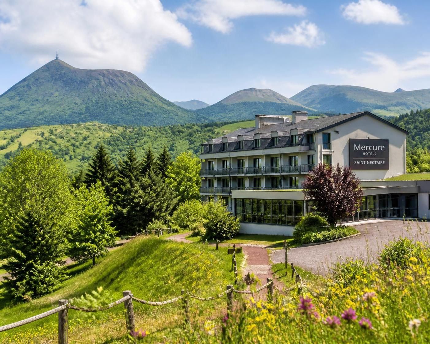 découvrez les nombreux atouts de l'hôtel mercure saint nectaire pour un séjour confortable et mémorable au cœur d'une région charmante.