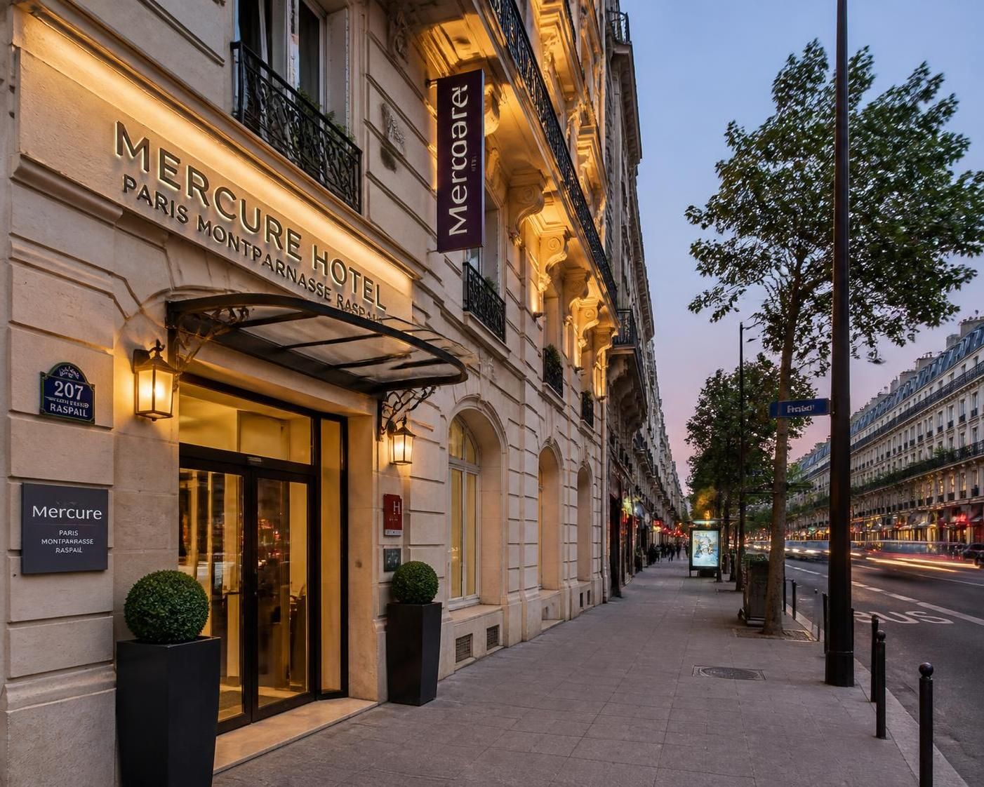 découvrez les nombreux atouts de l'hôtel raspail montparnasse mercure pour un séjour inoubliable à paris : confort, emplacement idéal et services de qualité.